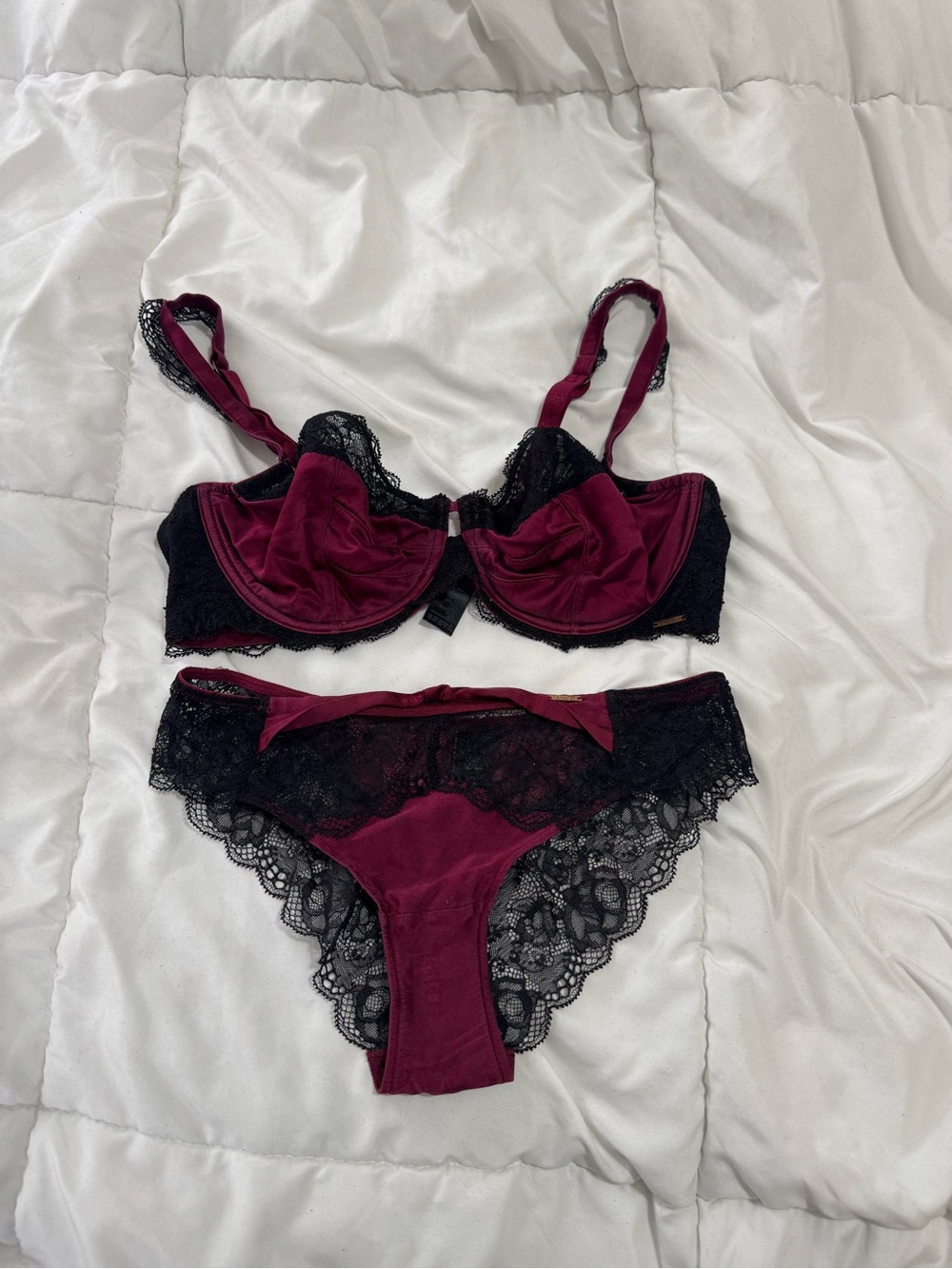 Autograph Burgundy and Black Lace Underwire Bra & Brief Set